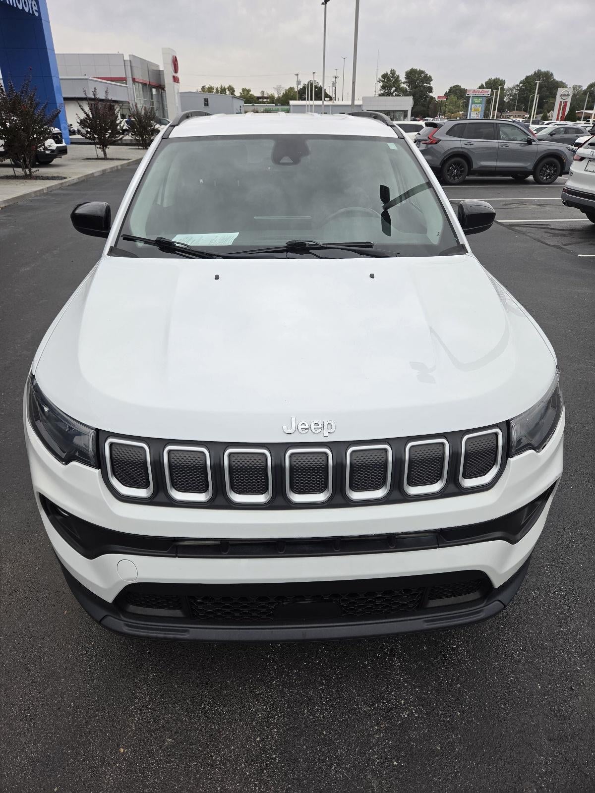 2022 Jeep Compass Latitude Lux