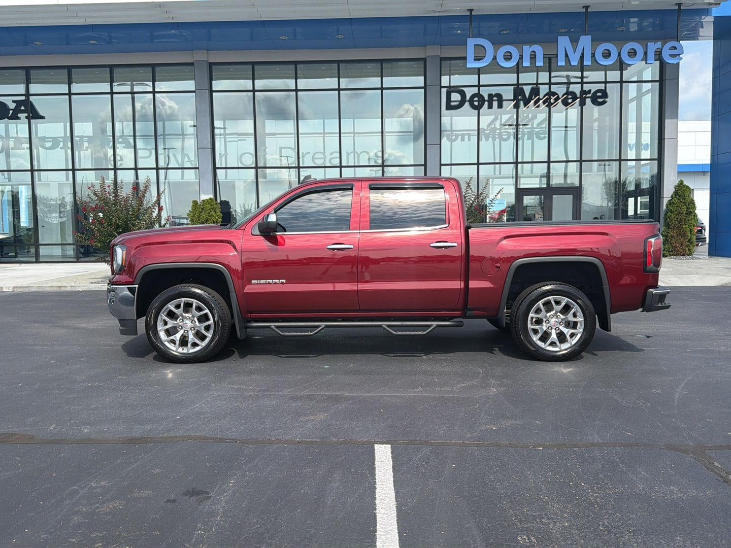 2017 GMC Sierra 1500 SLT