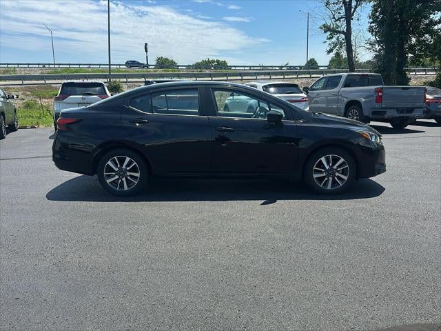 2023 Nissan Versa SV