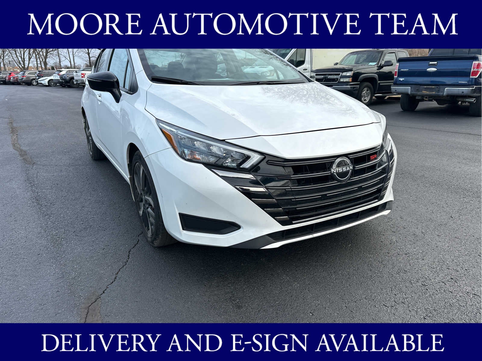 2023 Nissan Versa Sedan SR