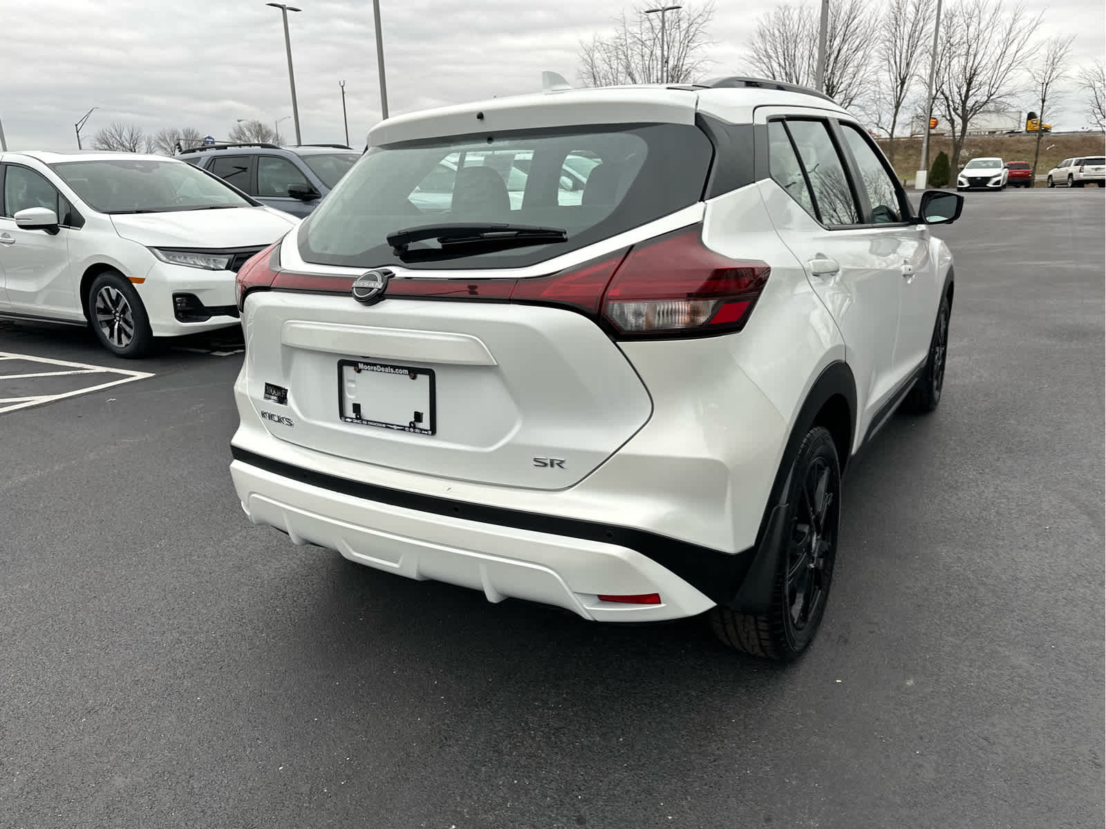 2024 Nissan Kicks SR
