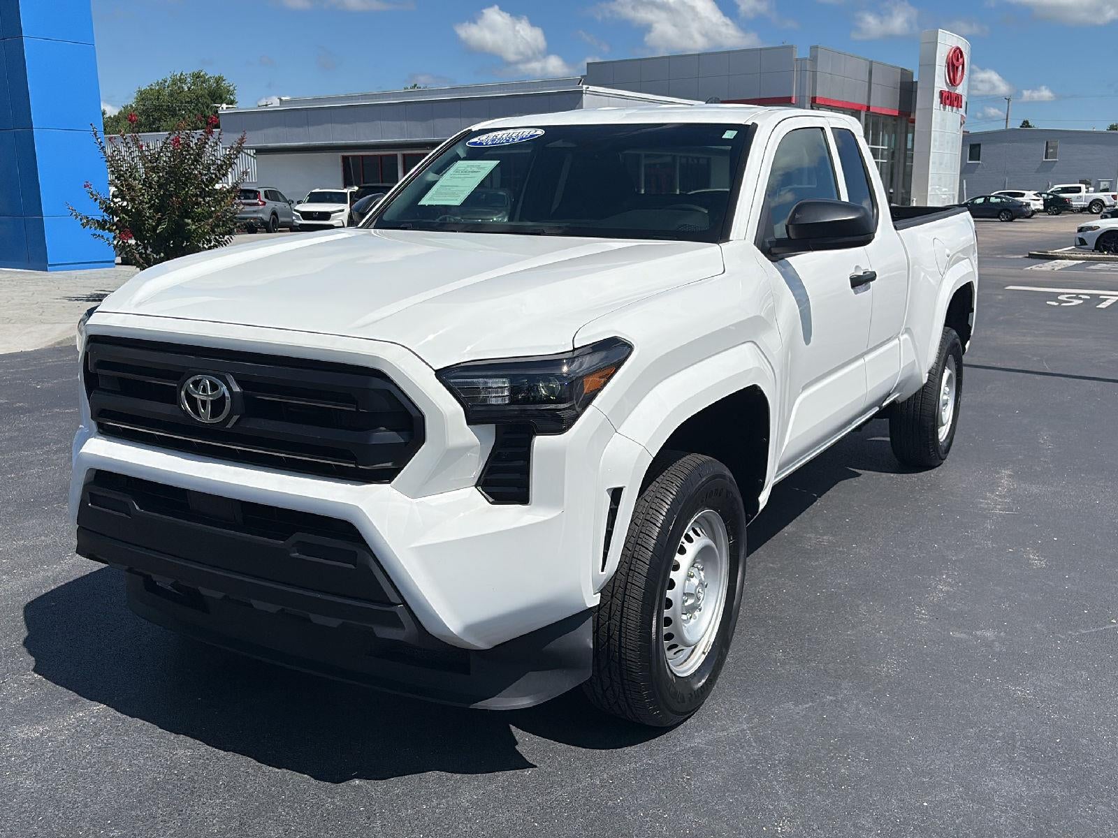 2025 Toyota Tacoma SR