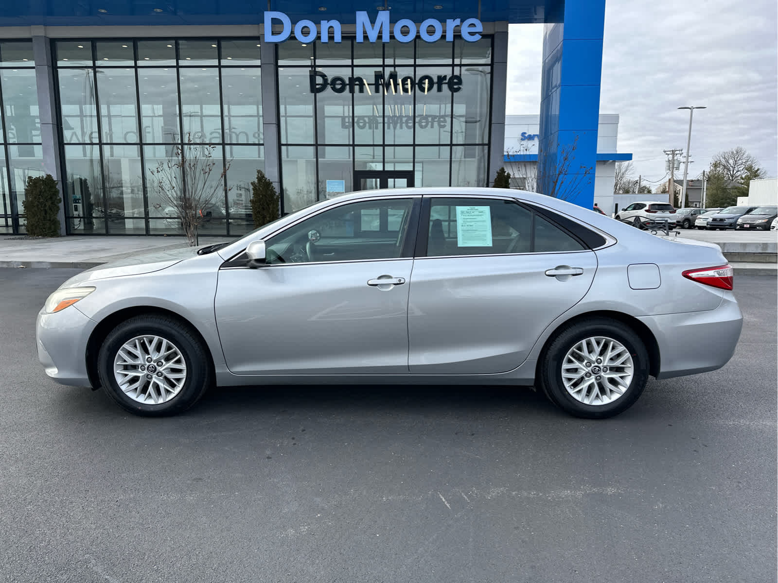 2017 Toyota Camry LE