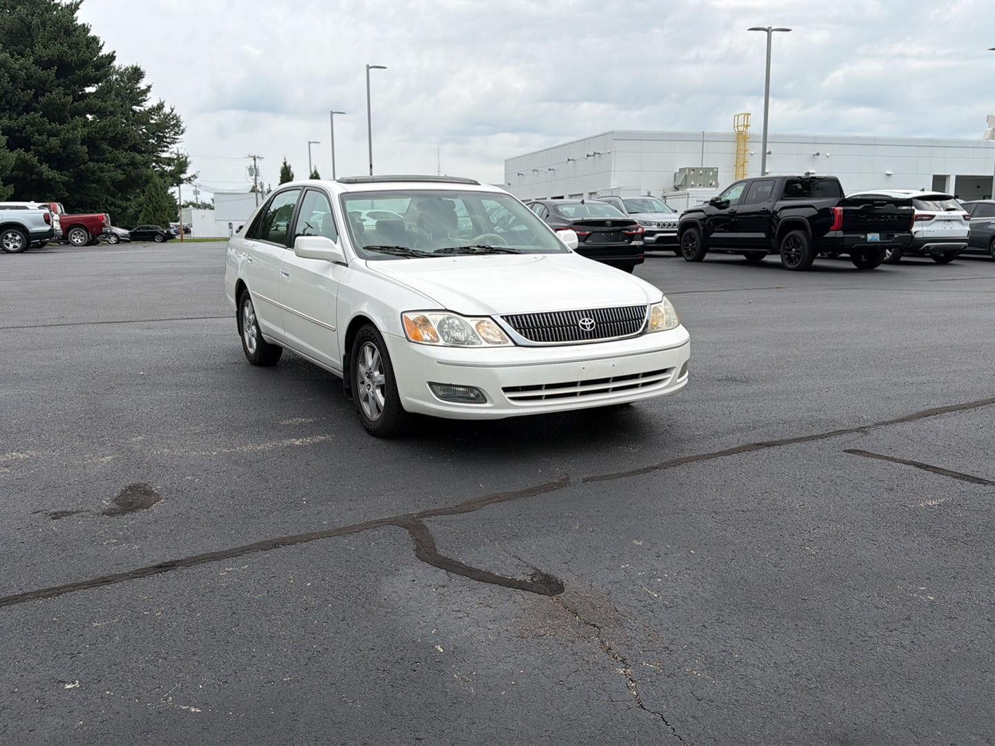 2002 Toyota AVALON XL