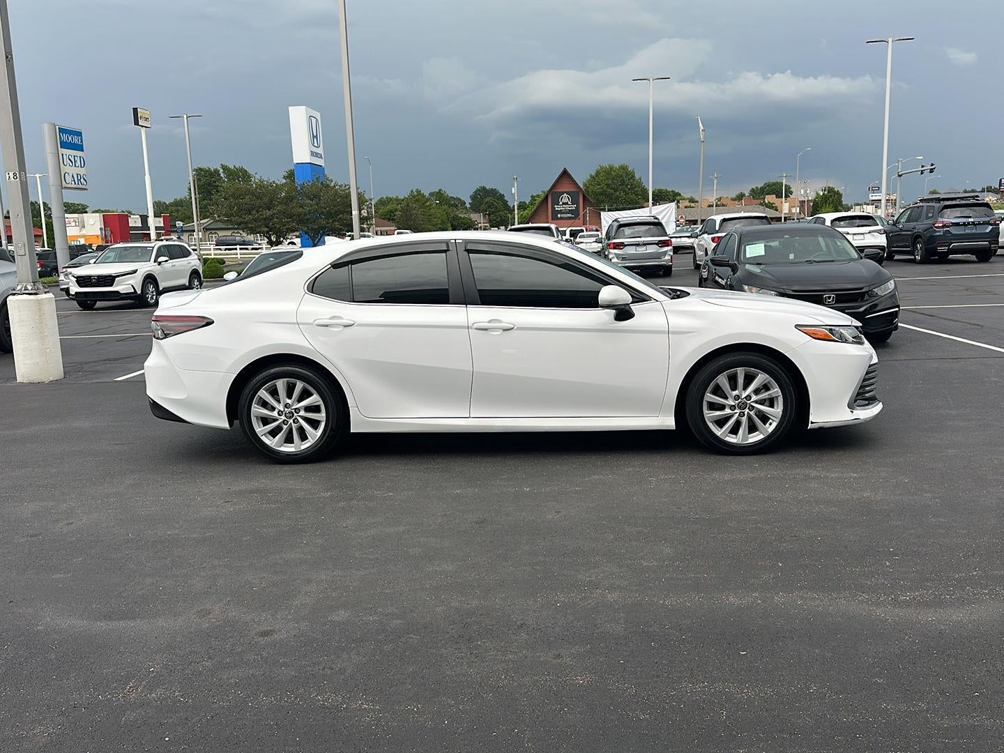 2022 Toyota Camry LE