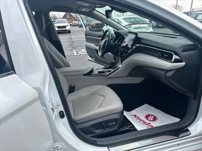 2024 Toyota Camry Hybrid XLE