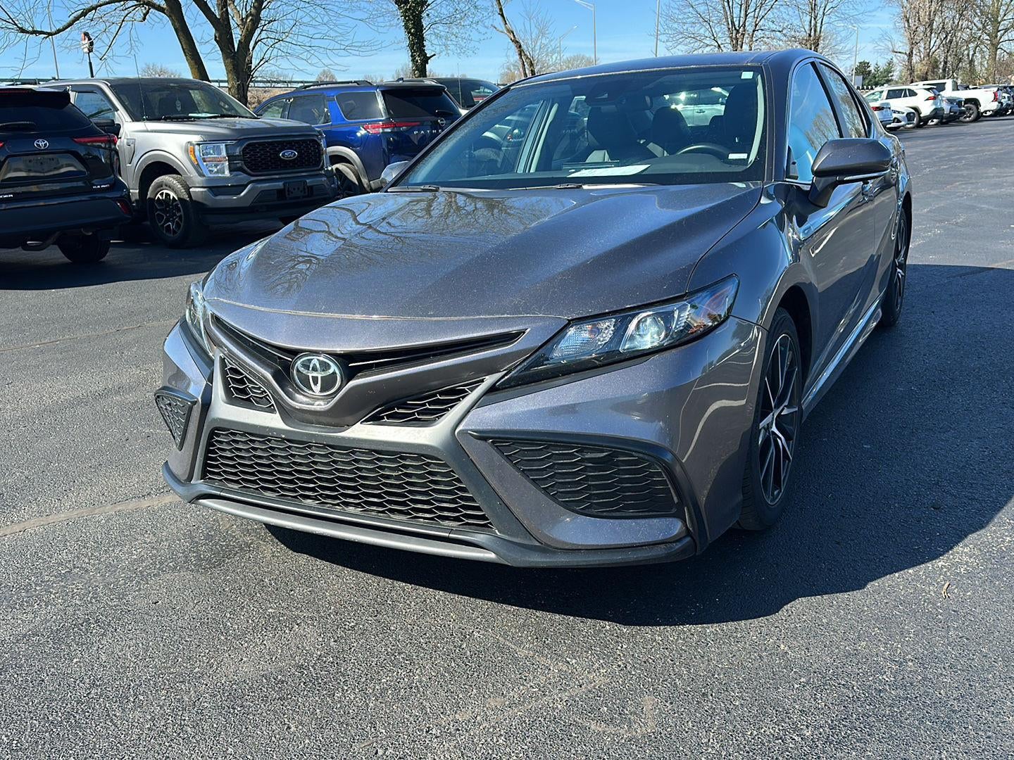 2024 Toyota Camry SE