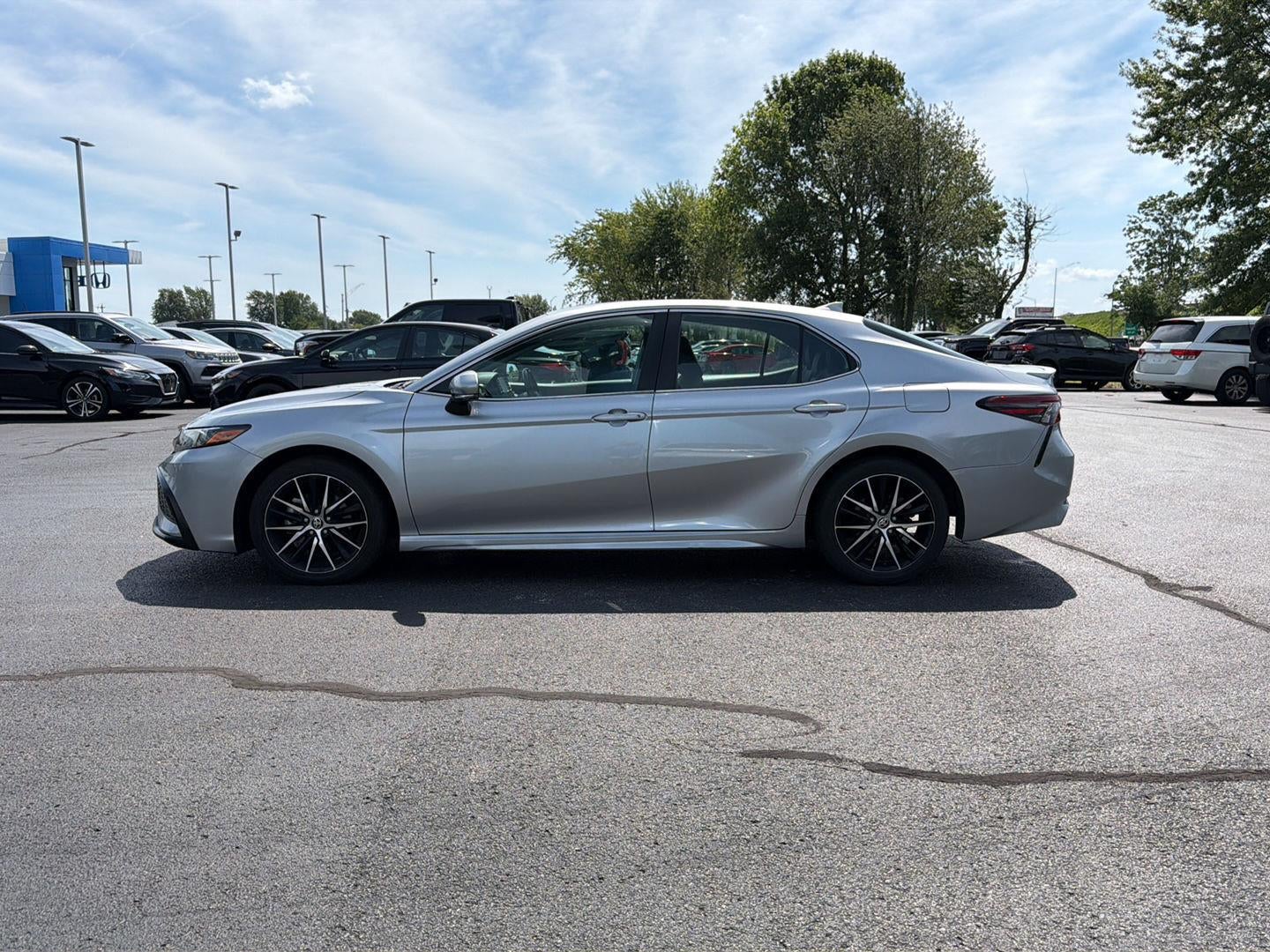 2024 Toyota Camry SE