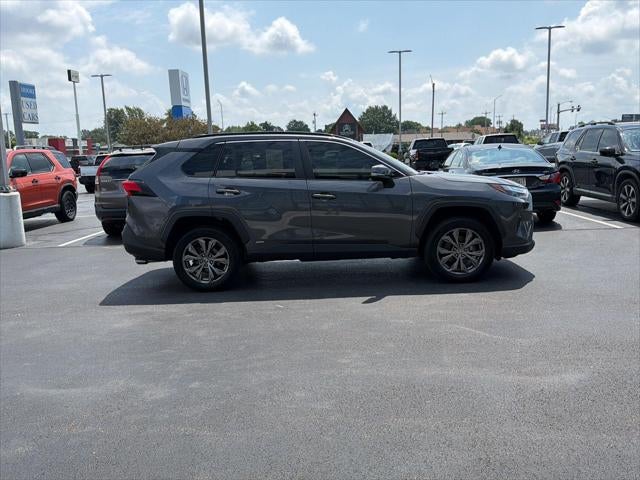 2022 Toyota RAV4 Hybrid XLE Premium