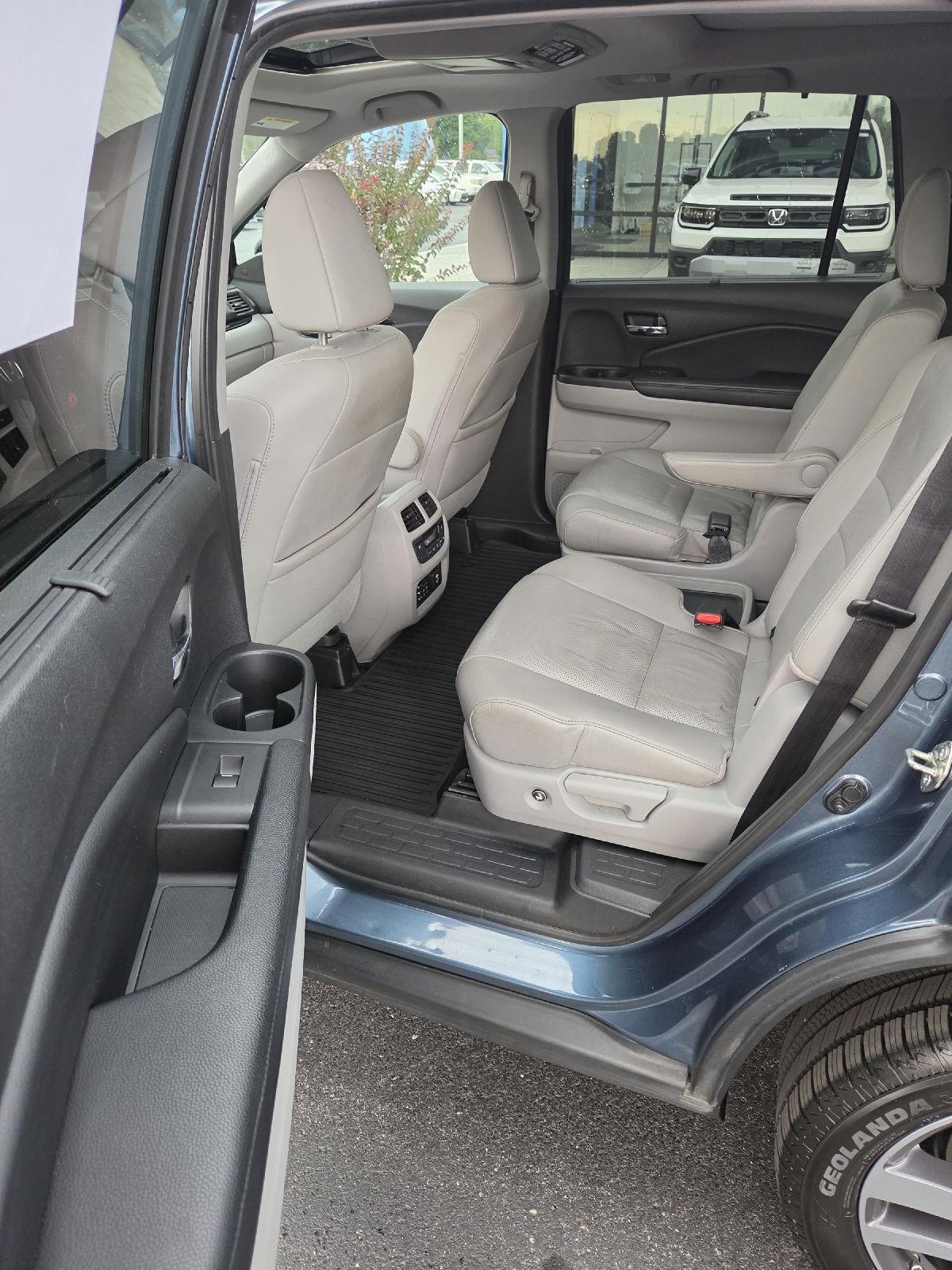 2017 Honda Pilot Elite