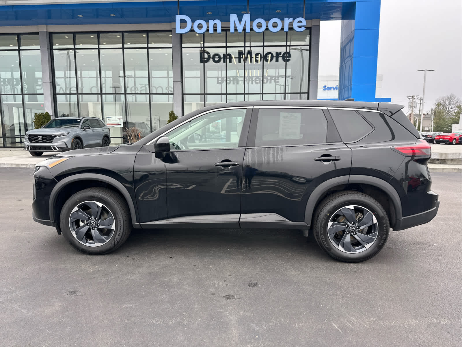 2025 Nissan Rogue SV