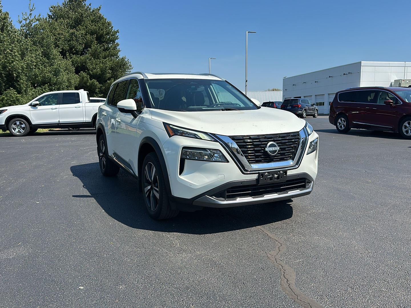 2023 Nissan Rogue SL