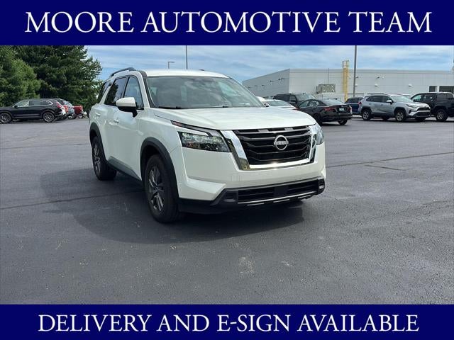 2024 Nissan Pathfinder SV