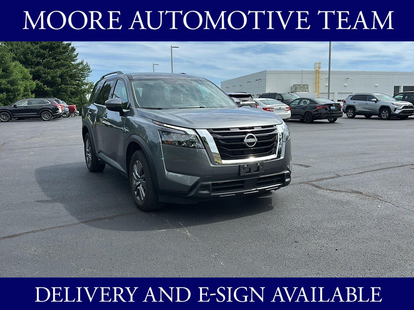 2025 Nissan Pathfinder SV