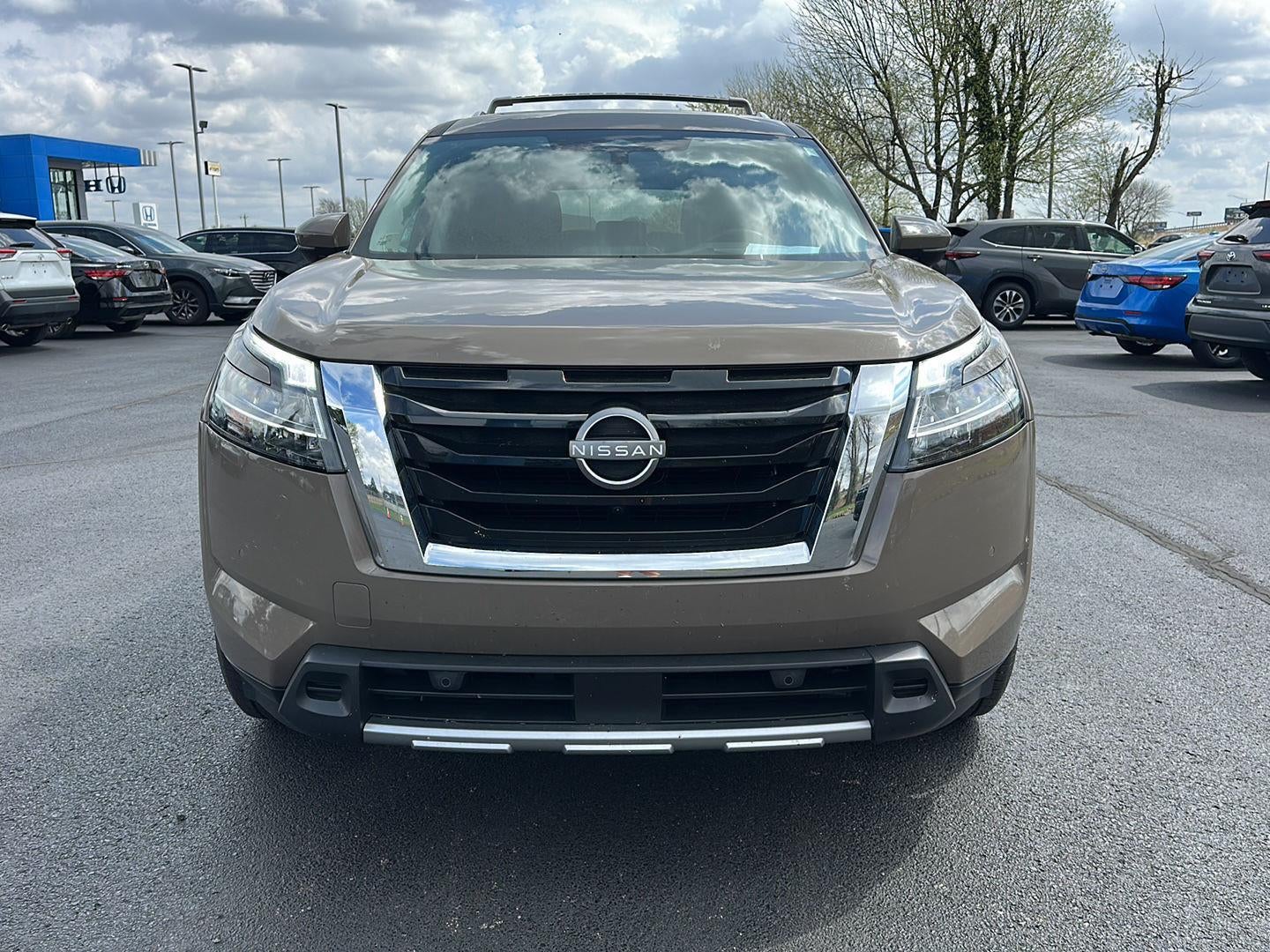 2024 Nissan Pathfinder Platinum