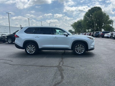 2024 Toyota Grand Highlander Platinum