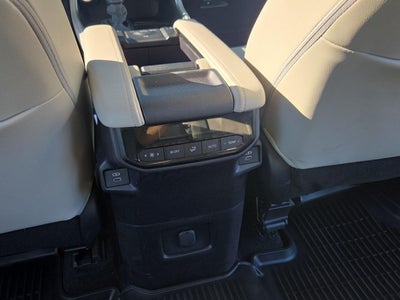 2025 Toyota Grand Highlander Hybrid XLE