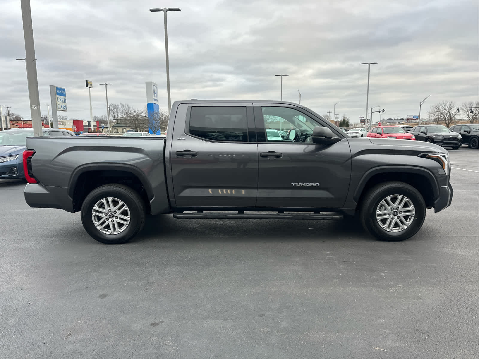 2022 Toyota Tundra SR5
