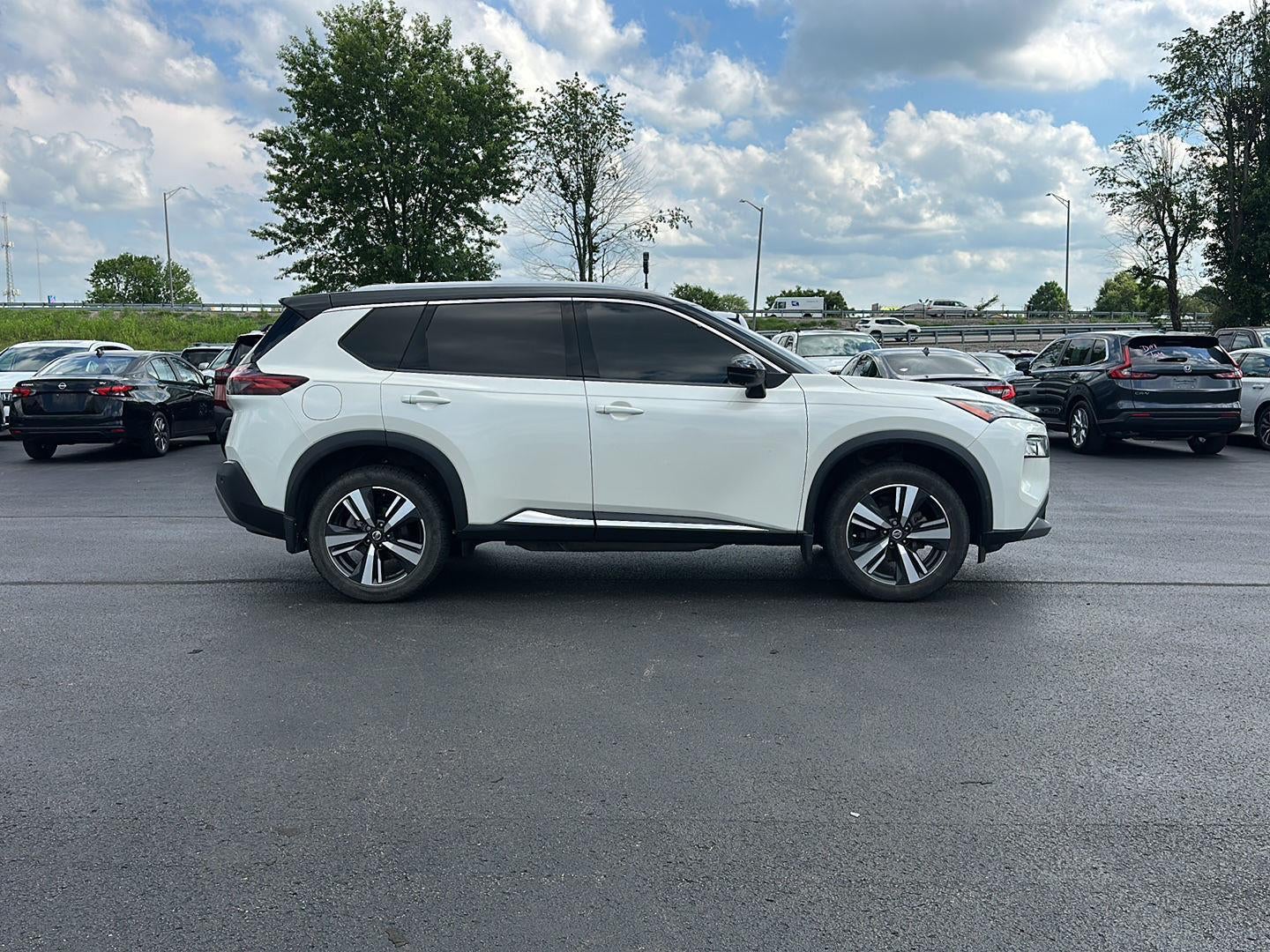 2021 Nissan Rogue SL