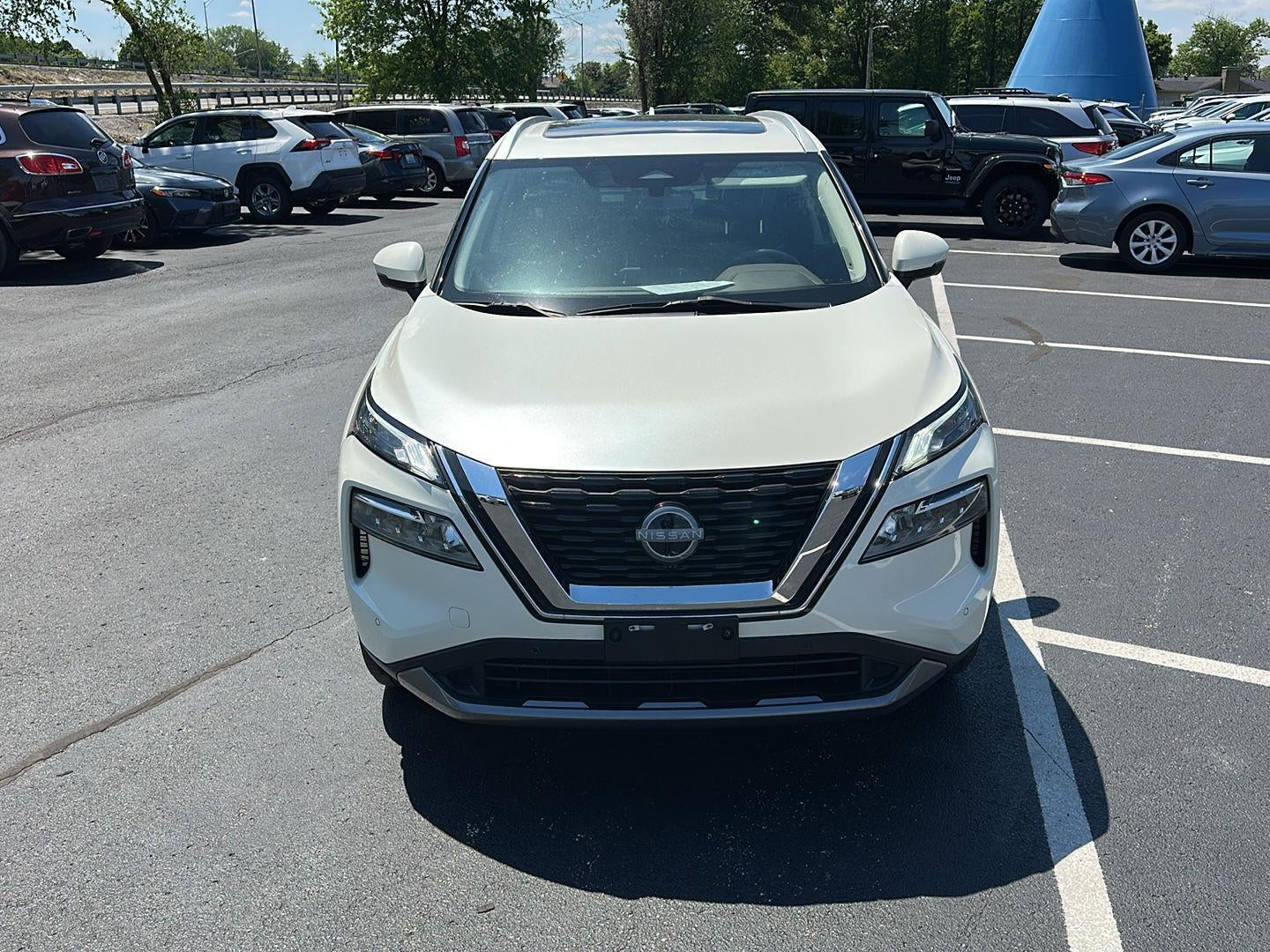 2023 Nissan Rogue SL