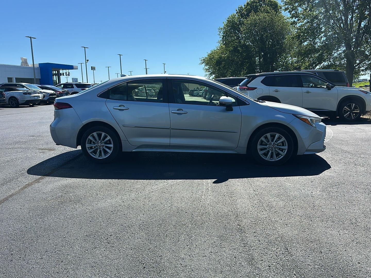 2024 Toyota Corolla Hybrid XLE