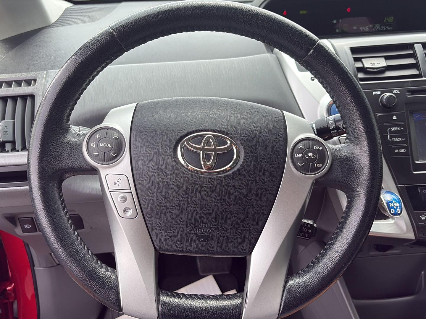 2013 Toyota Prius v Five
