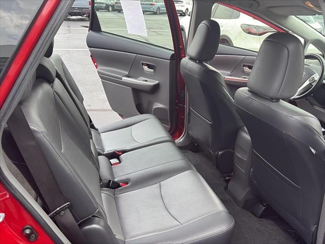 2013 Toyota Prius v Five