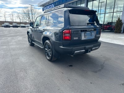 2024 Toyota Land Cruiser 4WD (Natl)