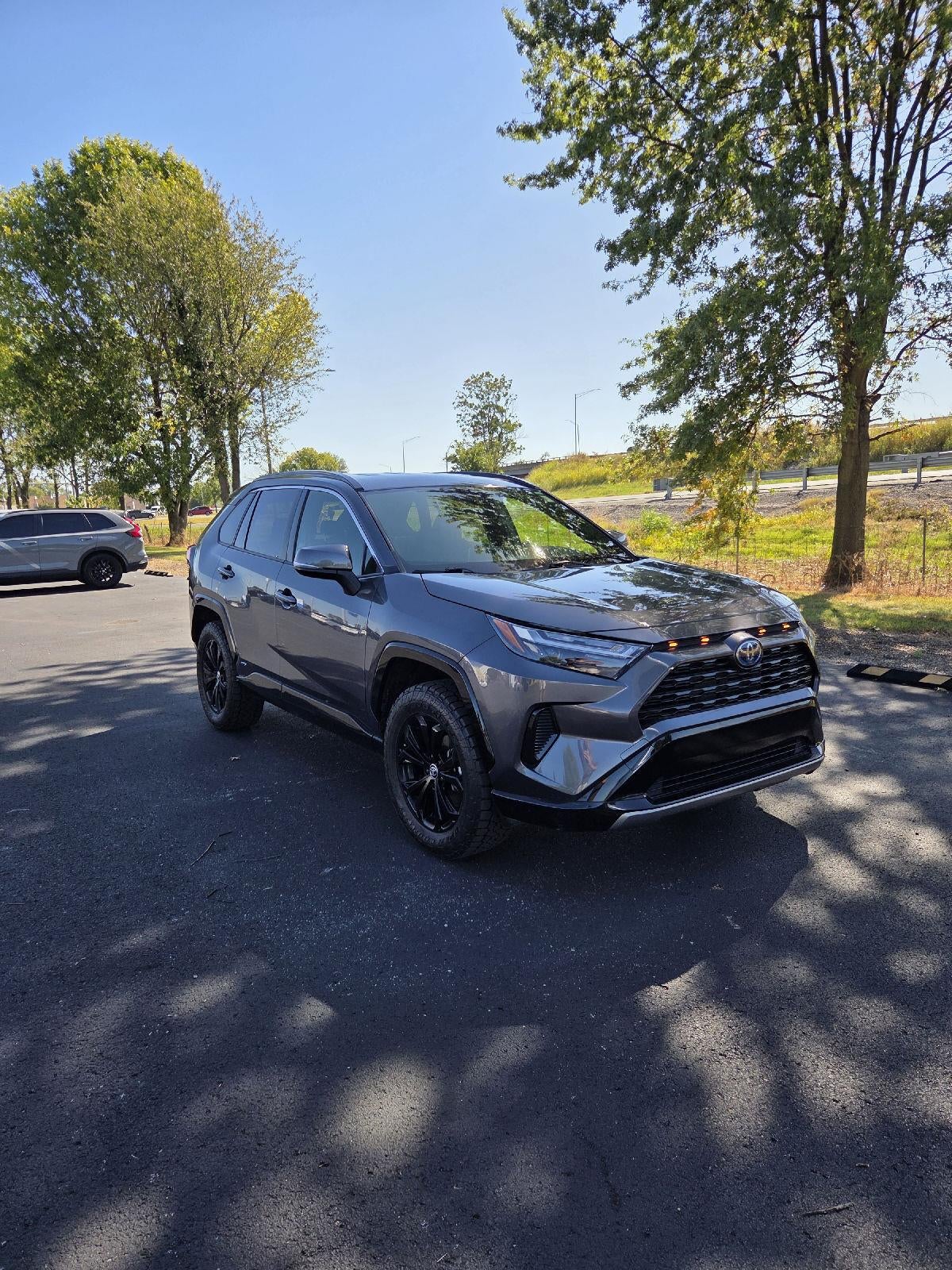 2023 Toyota RAV4 Hybrid SE