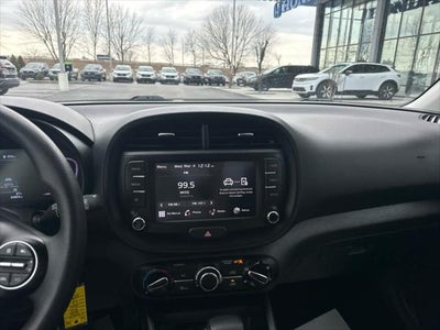 2024 Kia Soul LX