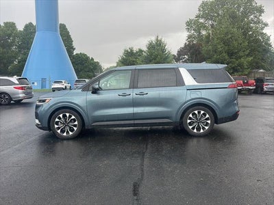 2023 Kia Carnival EX