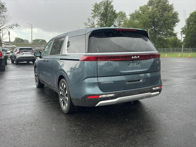2023 Kia Carnival EX