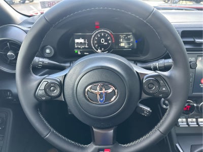 2026 Toyota GR86 Premium MT