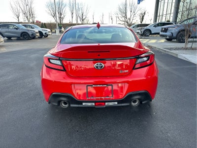 2026 Toyota GR86 Premium MT