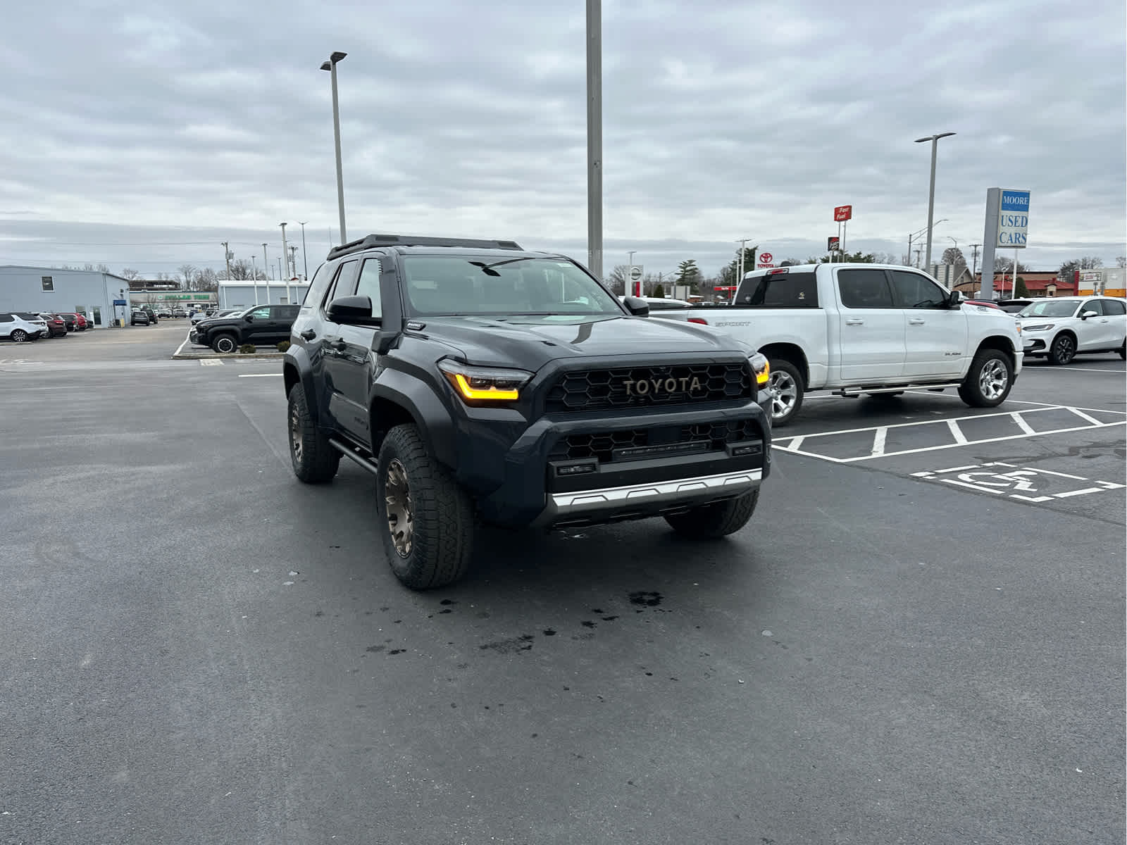 2025 Toyota 4Runner i-FORCE MAX 4Runner Trailhunter