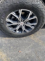 2025 GMC Acadia AWD AT4