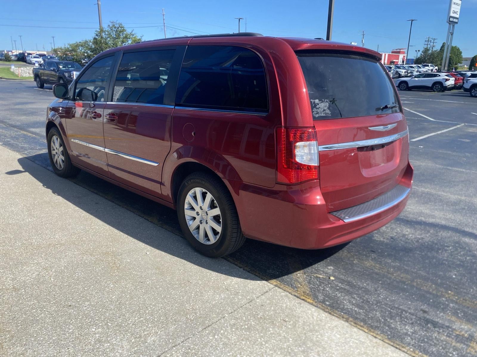 2015 Chrysler TOWN & COUNTRY TOURING