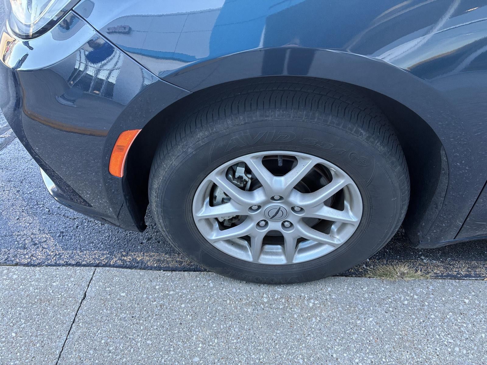 2025 Chrysler Pacifica Select