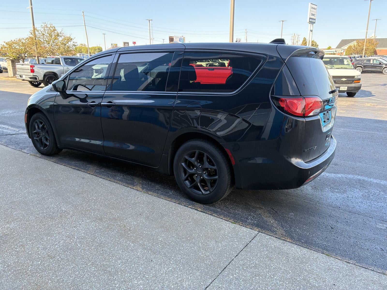 2020 Chrysler Pacifica Touring