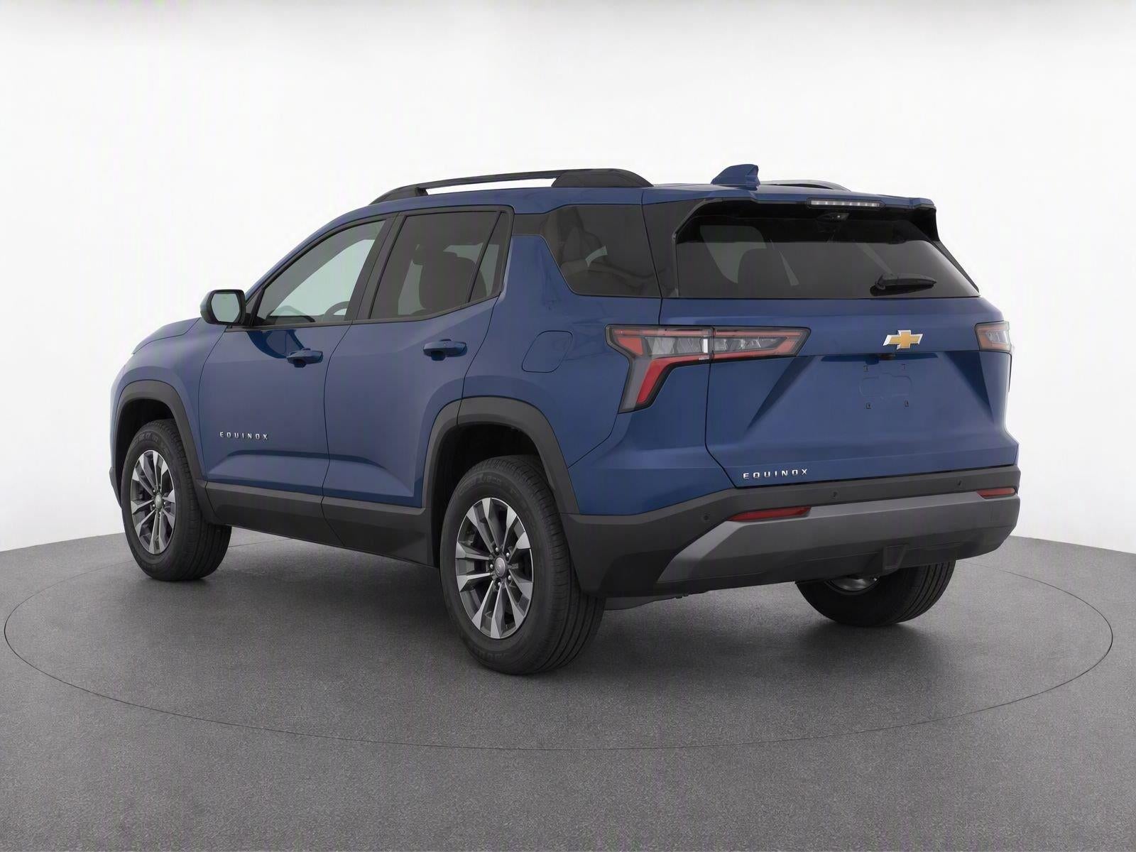 2025 CHEVROLET TRUCK Equinox FWD LT