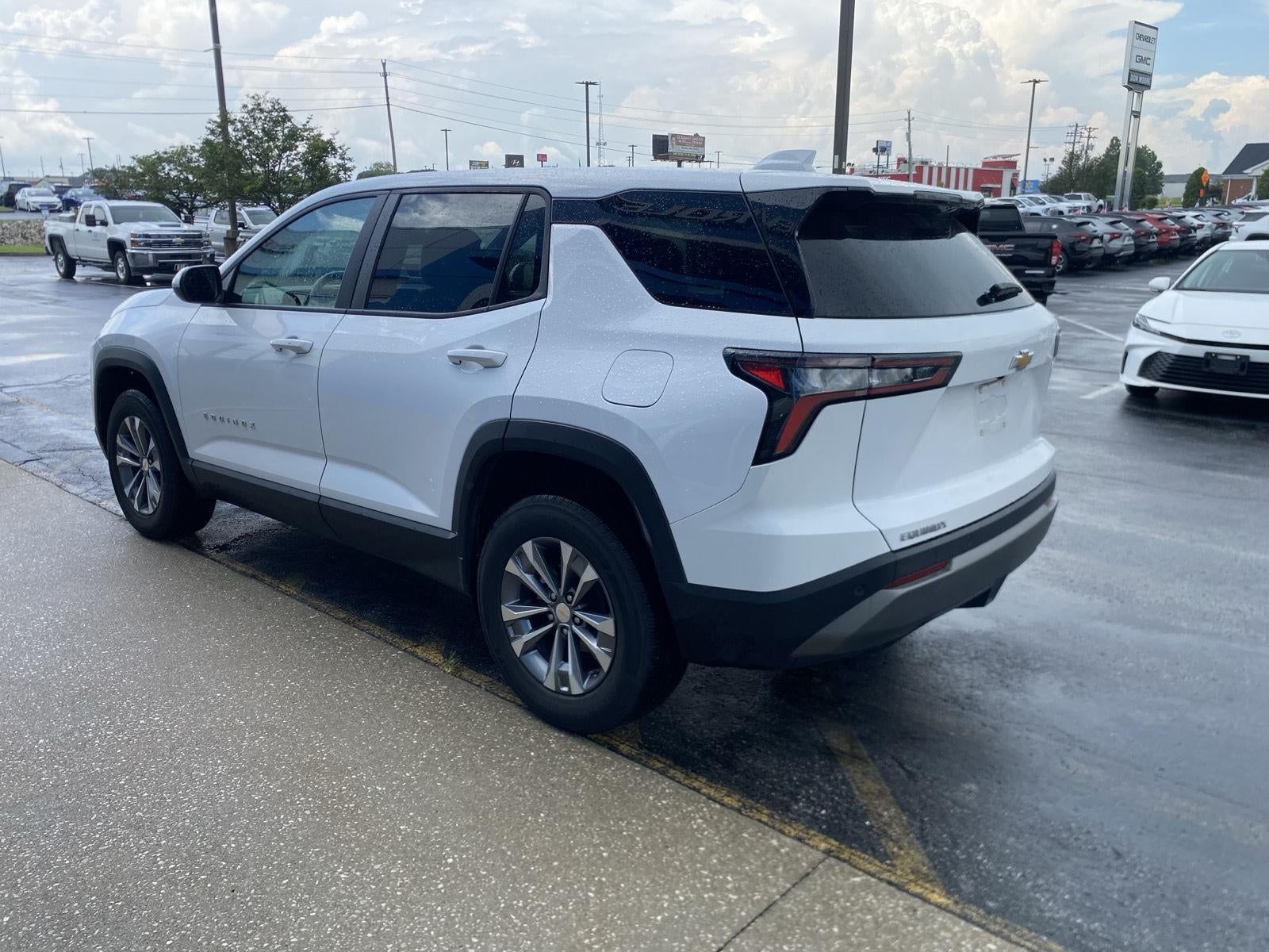 2026 Chevrolet Equinox FWD LT