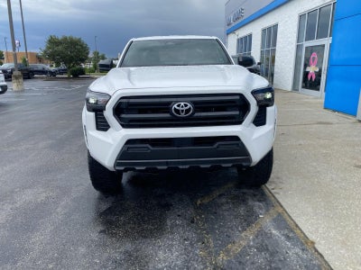 2024 TOYOTA TRUCK TACOMA 4WD SR