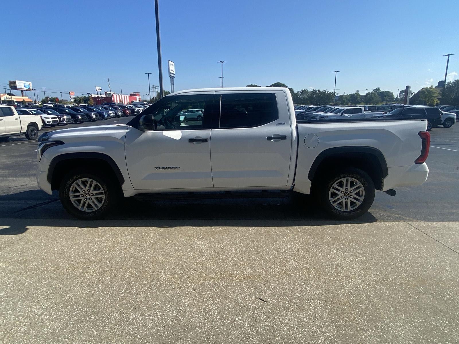 2022 Toyota Tundra SR5