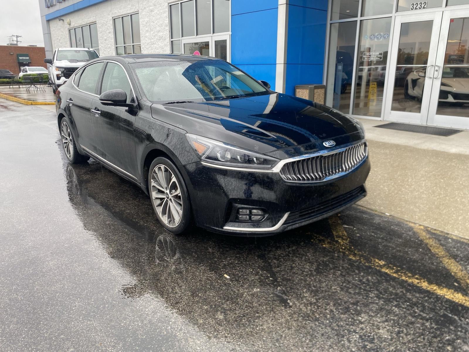 2019 Kia Cadenza Technology